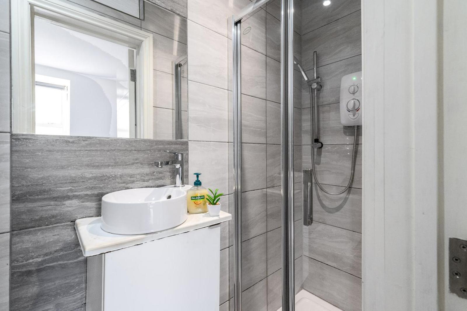 Studio Apartments London With Free Wifi 外观 照片